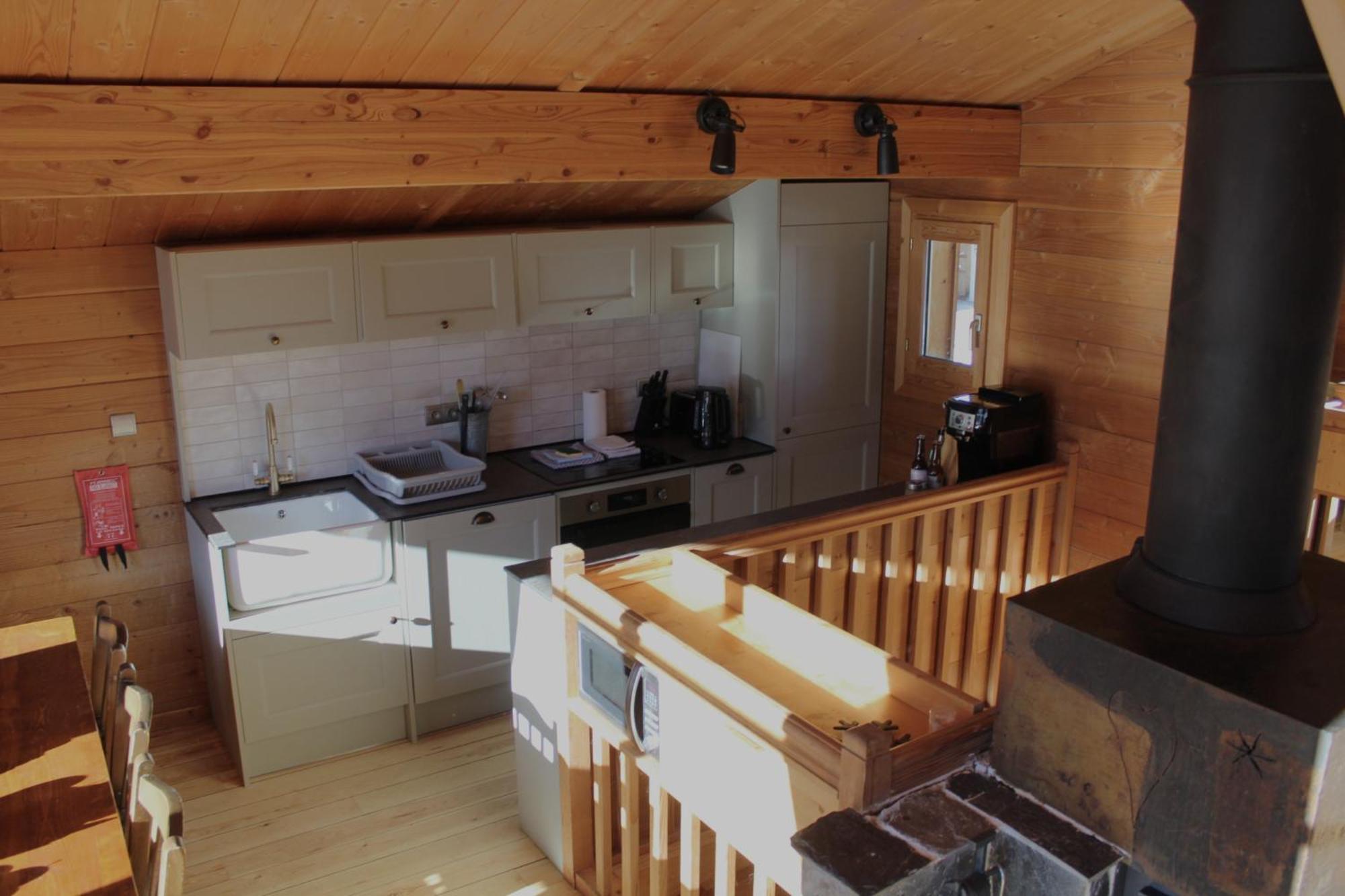 Cosy 4 Bedroom Chalet With Hot Tub Saint-Marcel  Екстер'єр фото